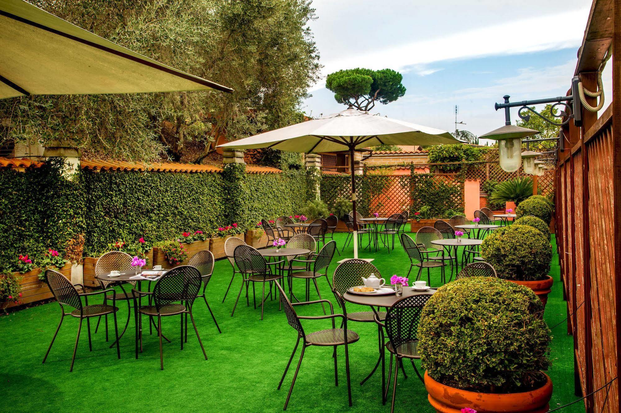Marini Park Hotel Castel di Leva Exterior foto